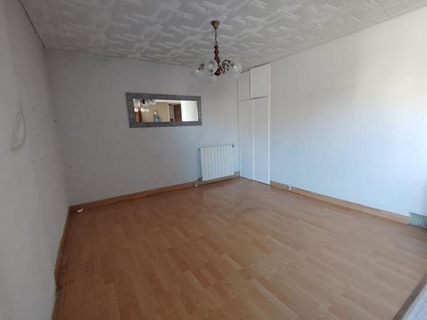 A VENDRE APPARTEMENT TYPE 2/3 2/3 PIECES 13014 MARSEILLE CANET BALCON CAVE PARKING