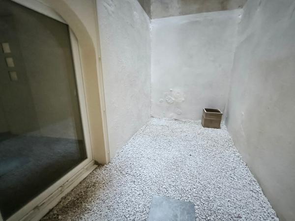 Appartement 2 pièces rénové situé au centre-ville de Narbonne