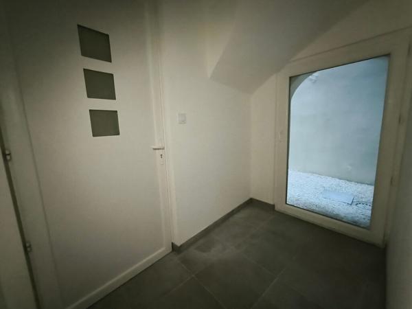 Appartement 2 pièces rénové situé au centre-ville de Narbonne