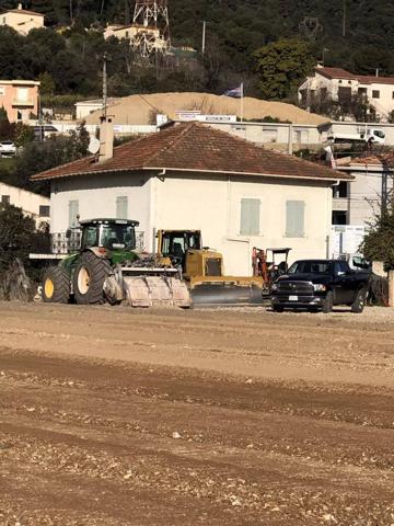 1.bail commercial+ 1 maisons – ENTREPOT SUR 2 niveaux Production d’agrumes – Fort rendement