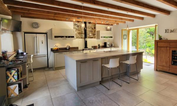 Propriété d’exception dans un cadre naturel remarquable avec 5 gîtes