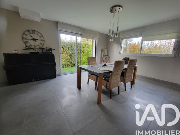 Maison à vendre 6 pièces 155 m² Isneauville