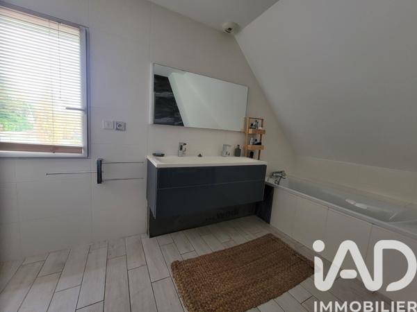 Maison à vendre 6 pièces 155 m² Isneauville