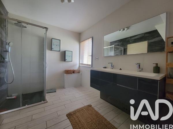 Maison à vendre 6 pièces 155 m² Isneauville