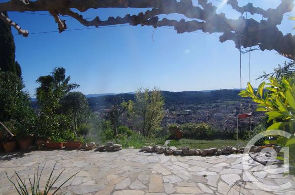 Maison à vendre  5 pièces - 110 m 2   DRAGUIGNAN  - 83