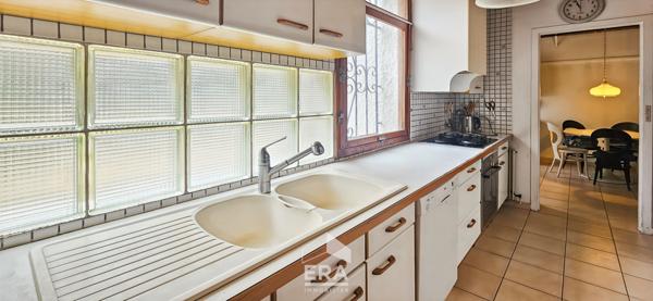 MERIGNAC PARC FEAU - Maison de 190m² sur plus de 800m² de parcelle - Proche centre-ville