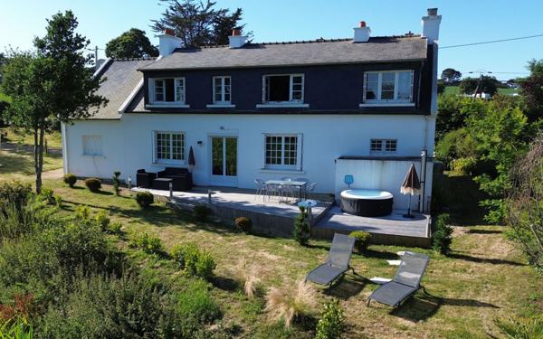 Maison à vendre    6 pièces •  Plestin-les-Grèves