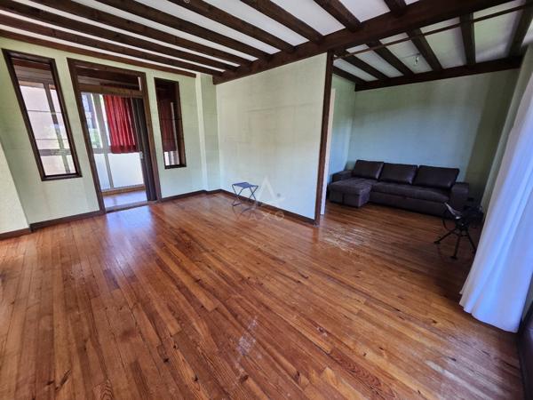 Entre maison et appartement : 153 m² habitables, terrasse et 2 grands garages - ALBERTVILLE CENTRE (73200)