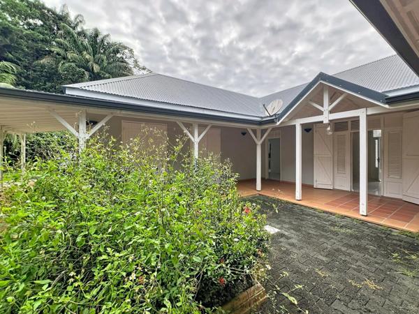 Propriété  T5 +  studio + garage - Vue dégagée