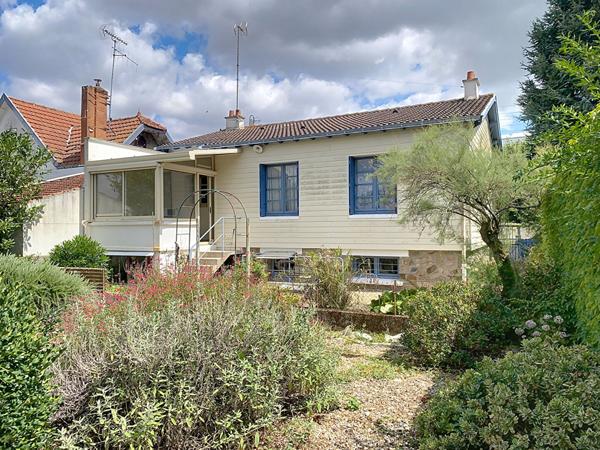 A vendre Maison Lucon 3 chambres garage jardin