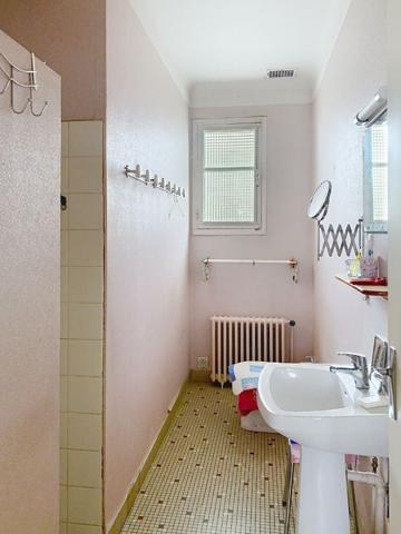 A vendre Maison Lucon 3 chambres garage jardin