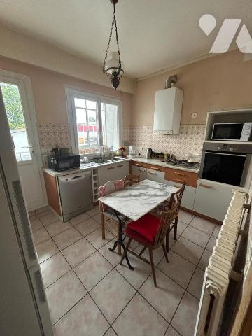 LORIENT Nouvelle-ville - T5 de 96 m2 -balcon -garage