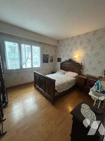 LORIENT Nouvelle-ville - T5 de 96 m2 -balcon -garage