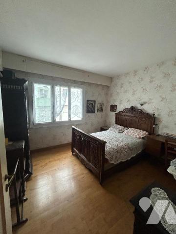 LORIENT Nouvelle-ville - T5 de 96 m2 -balcon -garage