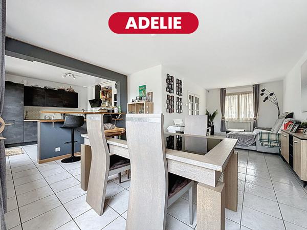 ADELIE - Maison de 95 m2 - 3 chambres - Garage + Stationnements