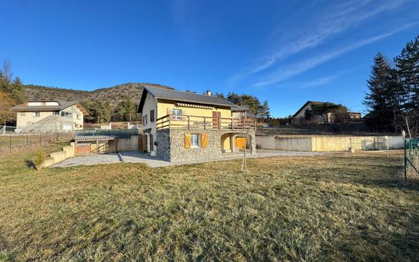 Maison à vendre    4 pièces •  Selonnet