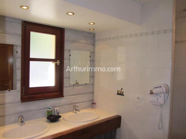 Vente Maison 6 pièces 195 m2 à Orgelet