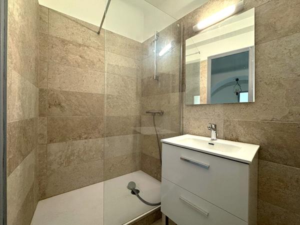 Immeuble 9 pièces 178 m2