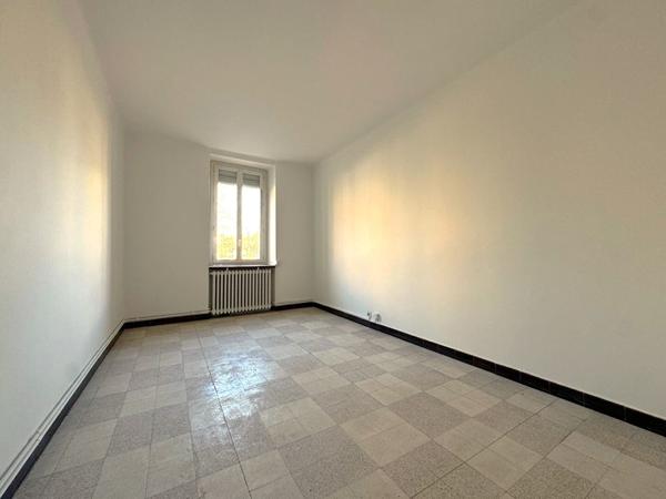 Immeuble 9 pièces 178 m2