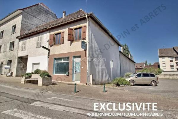 Vente                                                      Immeuble
                        
                     11 pièces                                         à Les Avenières Veyrins-Thuellin
