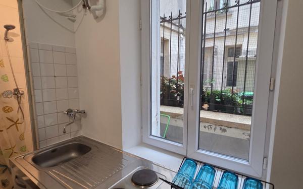 Appartement à louer    1 pièce •  Paris 18