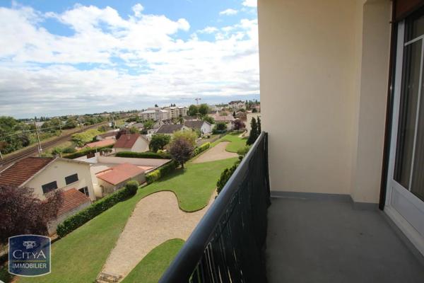 Appartement à louer 2 pièces 55.1m² Longvic (21600)