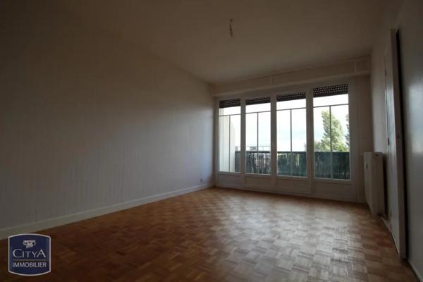 Appartement à louer 2 pièces 55.1m² Longvic (21600)