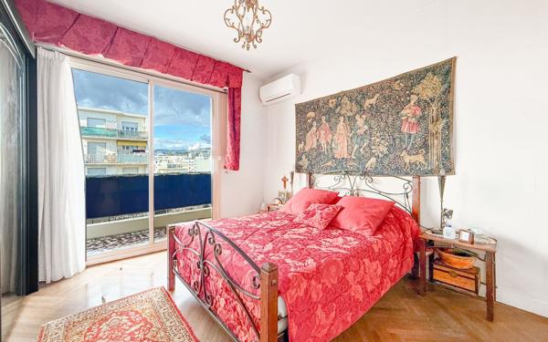 Appartement à vendre    3 pièces • 80,33 m2 Nice