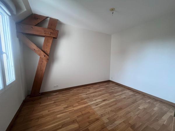 Beau F3 d'une superficie de 71,19m², idéalement situé dans une résidence calme et sécurisée