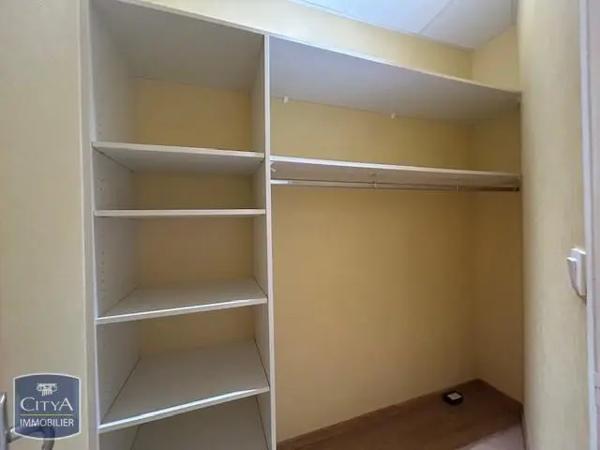 Appartement à louer 4 pièces 73m²