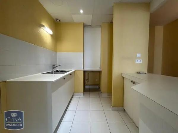 Appartement à louer 4 pièces 73m²