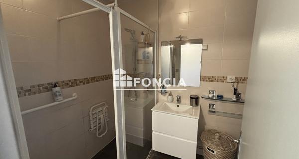 Location Appartement 5 pièces 104 m² - Francheville 69340
