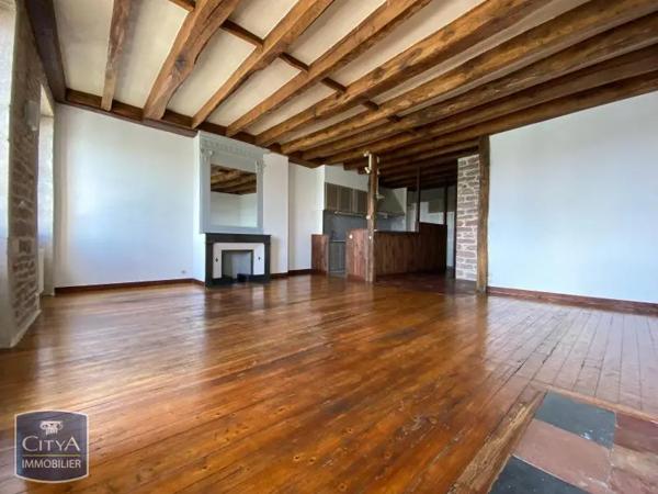 Appartement à louer 3 pièces 116.9m² Mâcon (71000)