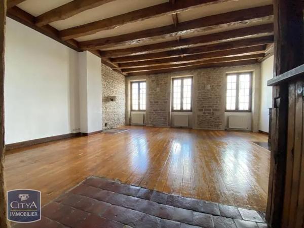 Appartement à louer 3 pièces 116.9m² Mâcon (71000)