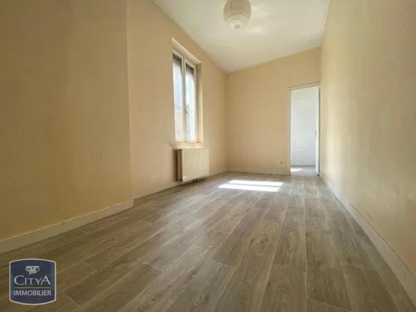 Appartement à louer 3 pièces 116.9m² Mâcon (71000)