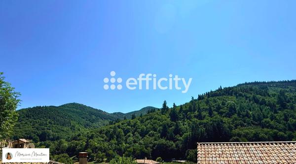 Maison
         5 pièces
        - 87 m² Exclusivité 165 000 € *