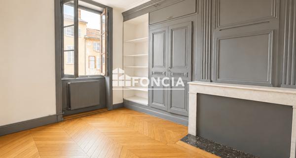 À vendre Appartement 3 pièces 110 m² - Villefranche-sur-saône 69400