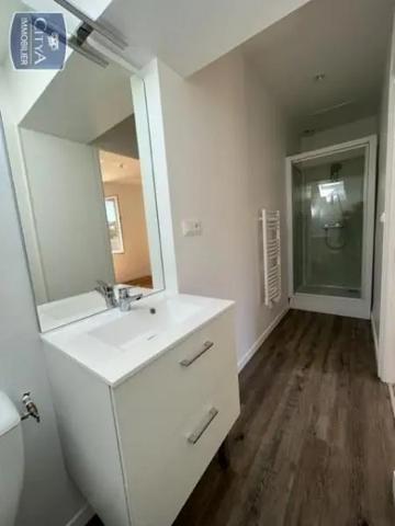 Maison à louer 4 pièces 68.05m² Cherbourg-en-Cotentin (50100)