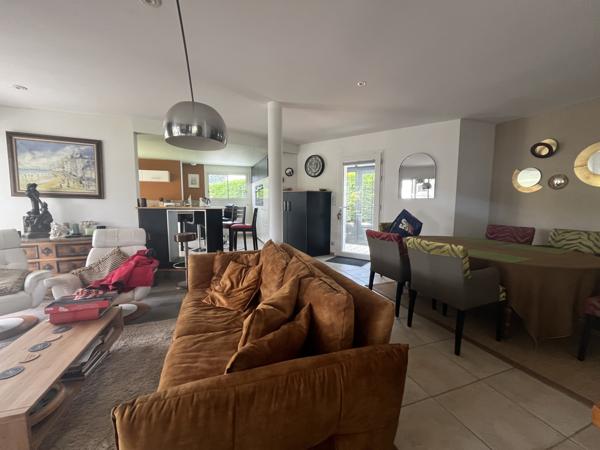 Maison * 7 pièces * 200 m² * 56000 VANNES