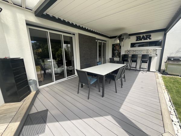 Maison * 7 pièces * 200 m² * 56000 VANNES