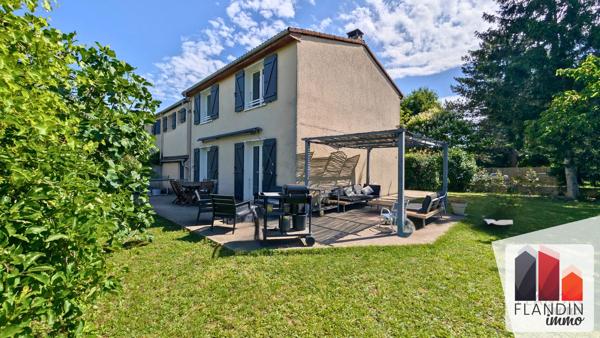 Maison mitoyenne 1 côté à vendre, 7 pièces - Charly 69390