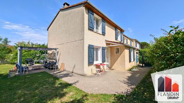 Maison mitoyenne 1 côté à vendre, 7 pièces - Charly 69390
