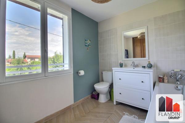 Maison mitoyenne 1 côté à vendre, 7 pièces - Charly 69390