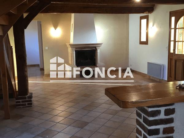 Location Maison 5 pièces 91.99 m² - 75 SENTE DE L'EGLISE Reux 14130