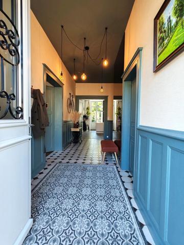 Demeure Haussmannienne et son parc paysager, en coeur de ville