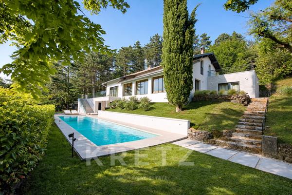 Villa rénovée avec élégance, panorama d’exception sur les Monts du Lyonnais