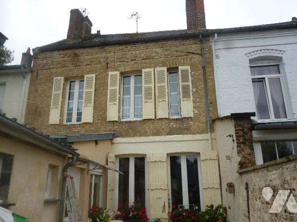 Maison 7 pièces, garage, jardin.