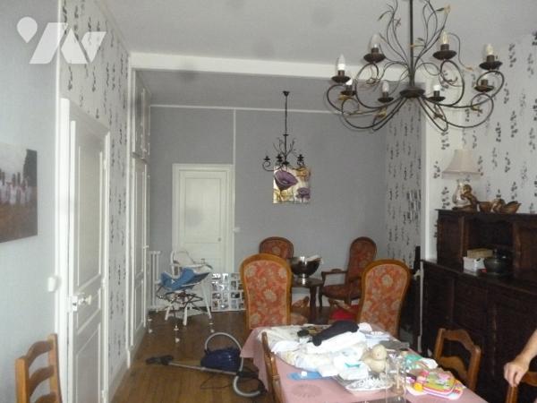 Maison 7 pièces, garage, jardin.