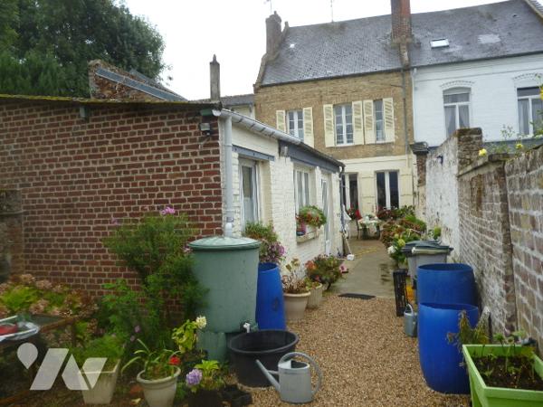 Maison 7 pièces, garage, jardin.