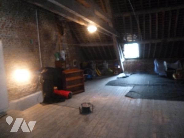 Maison 7 pièces, garage, jardin.